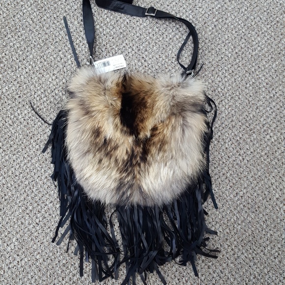 SOLD Finn Raccoon Fur and Lamb Leather Purse - Picture 2 of 4